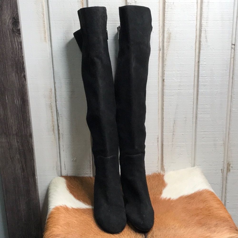 Michael kors woman black boots size 5